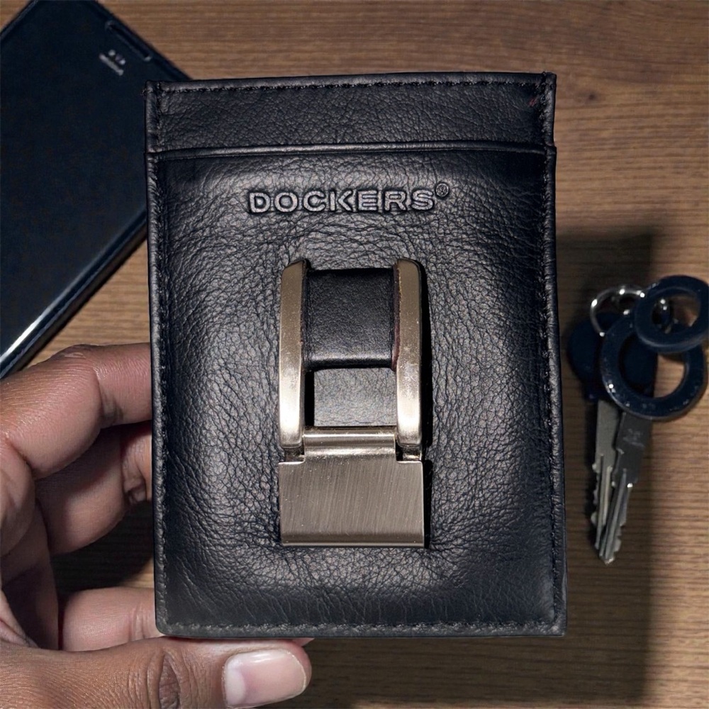 Dockers Black and Gold Leather Belt Clip